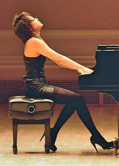 yuja wang piano shoes